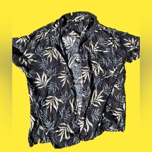 Vintage Button Up ✨